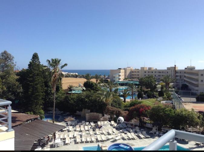Paphos Studios Екстер'єр фото